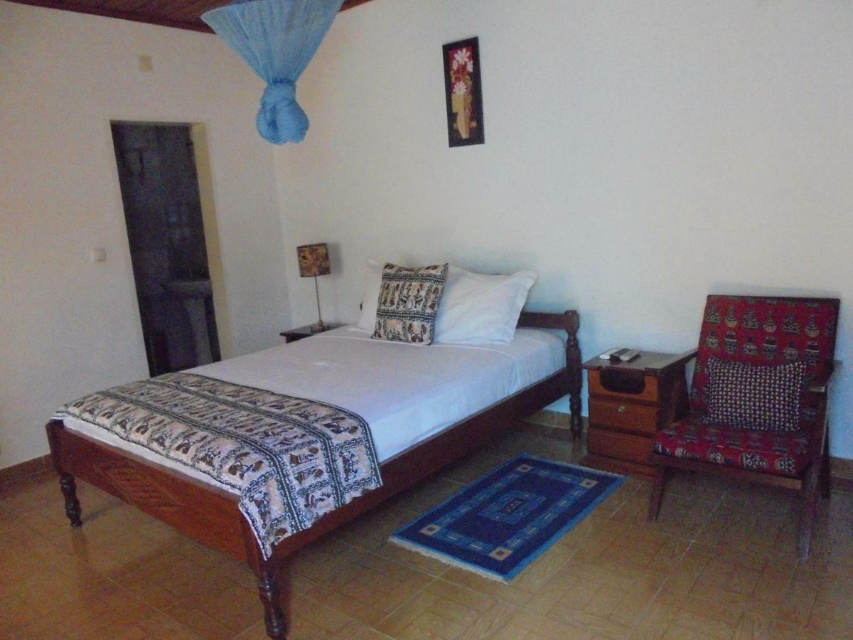 Residencialdes Bed & Breakfast Sao Tome Bagian luar foto